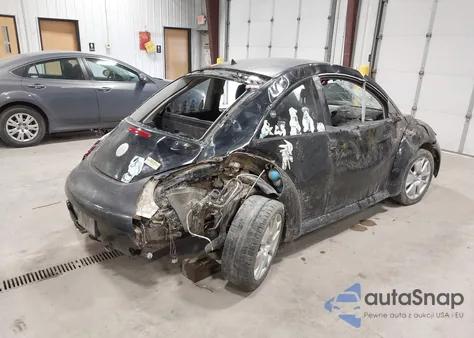 2003 Volkswagen New Beetle Turbo S z USA, uszkodzony, nr VIN 3VWFE21C03M413518